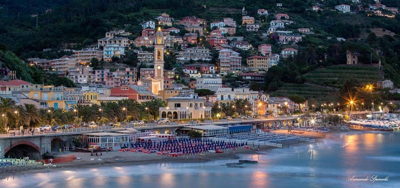 Apartamento Piccolo Attico Sul Mare Moneglia Exterior foto
